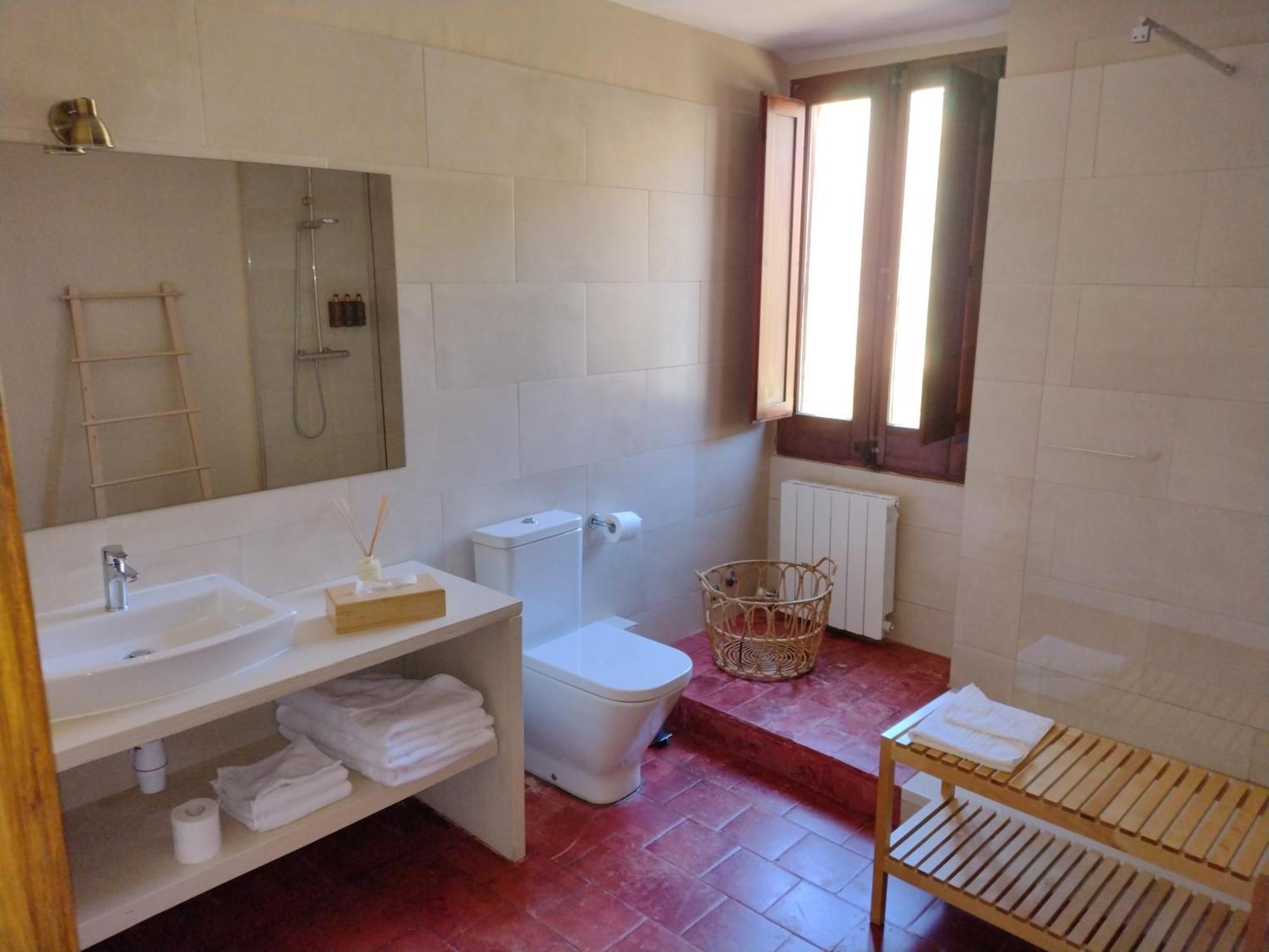 Hostal De Bianya La Vall de Bianya Buitenkant foto