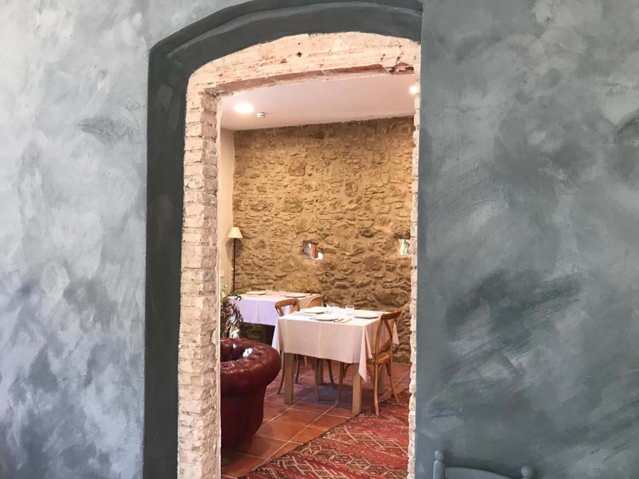 Hostal De Bianya La Vall de Bianya Buitenkant foto